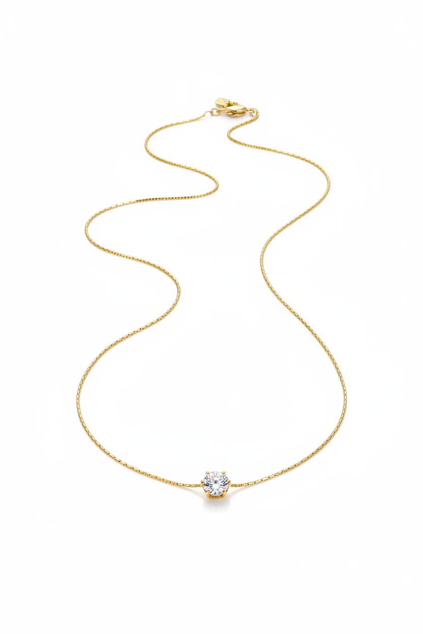 Collier Amy fond blanc
