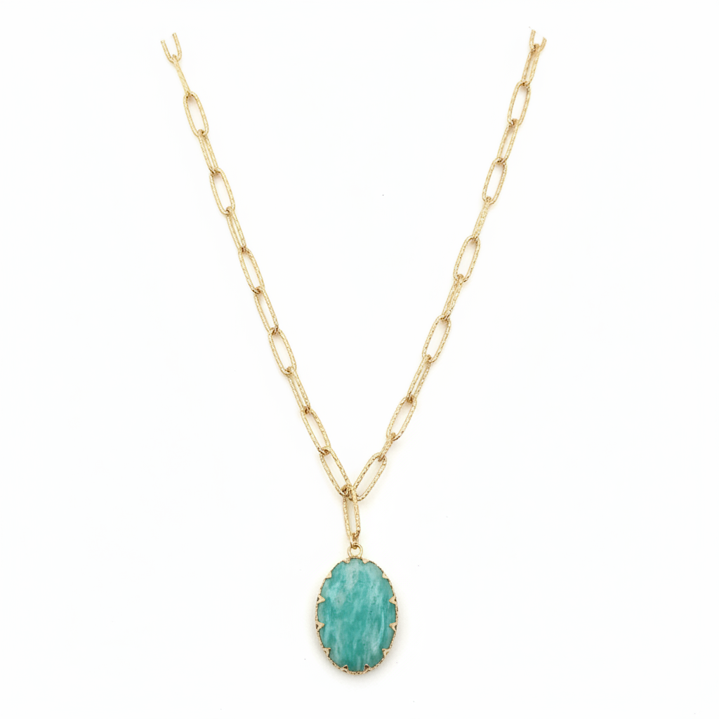 Collier Amazonia fond blanc