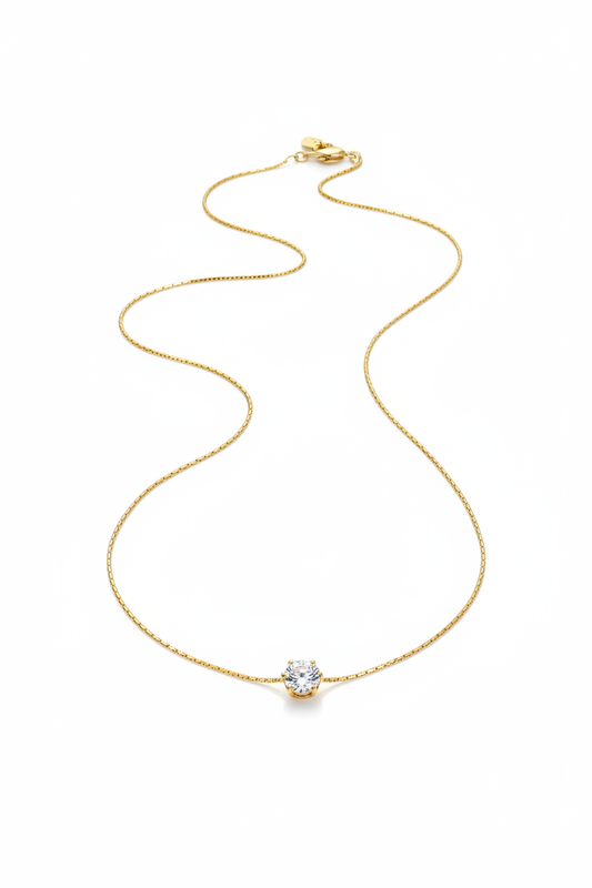 Collier Amy fond blanc
