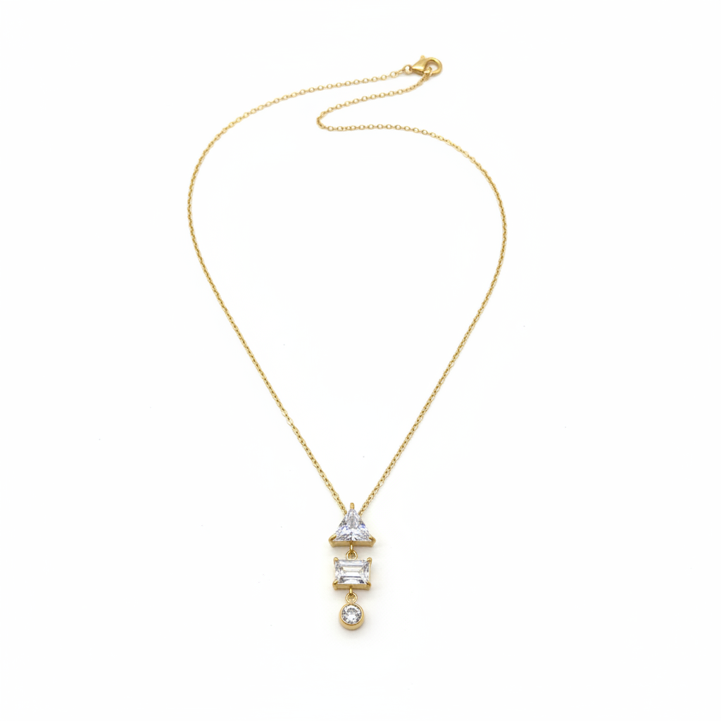 Collier Avy fond blanc