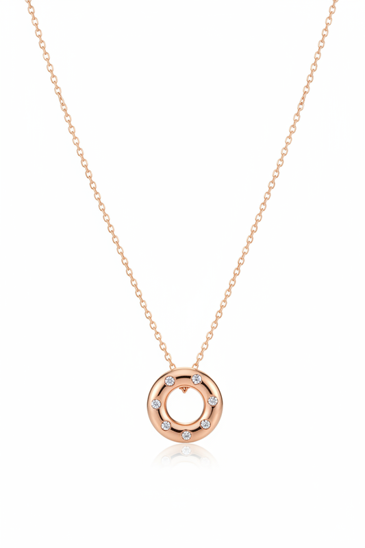 Collier Délissa fond blanc