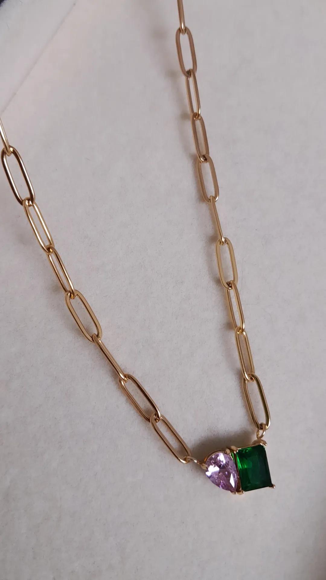 Collier Sparkling color